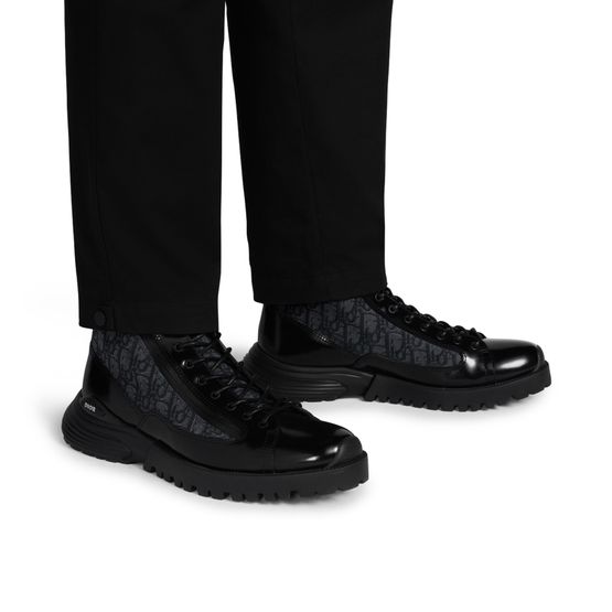 D!or Combat Ankle Boot (Black)